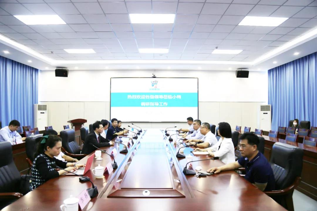 全球政商企交流合作聯(lián)盟執(zhí)行主席、意大利華人議長潘永長蒞臨小鴨參觀交流！